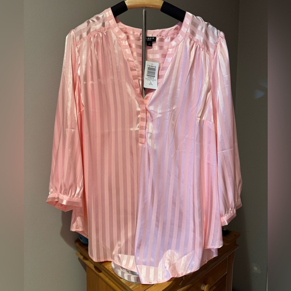 Torrid Harper Blouse sz 1